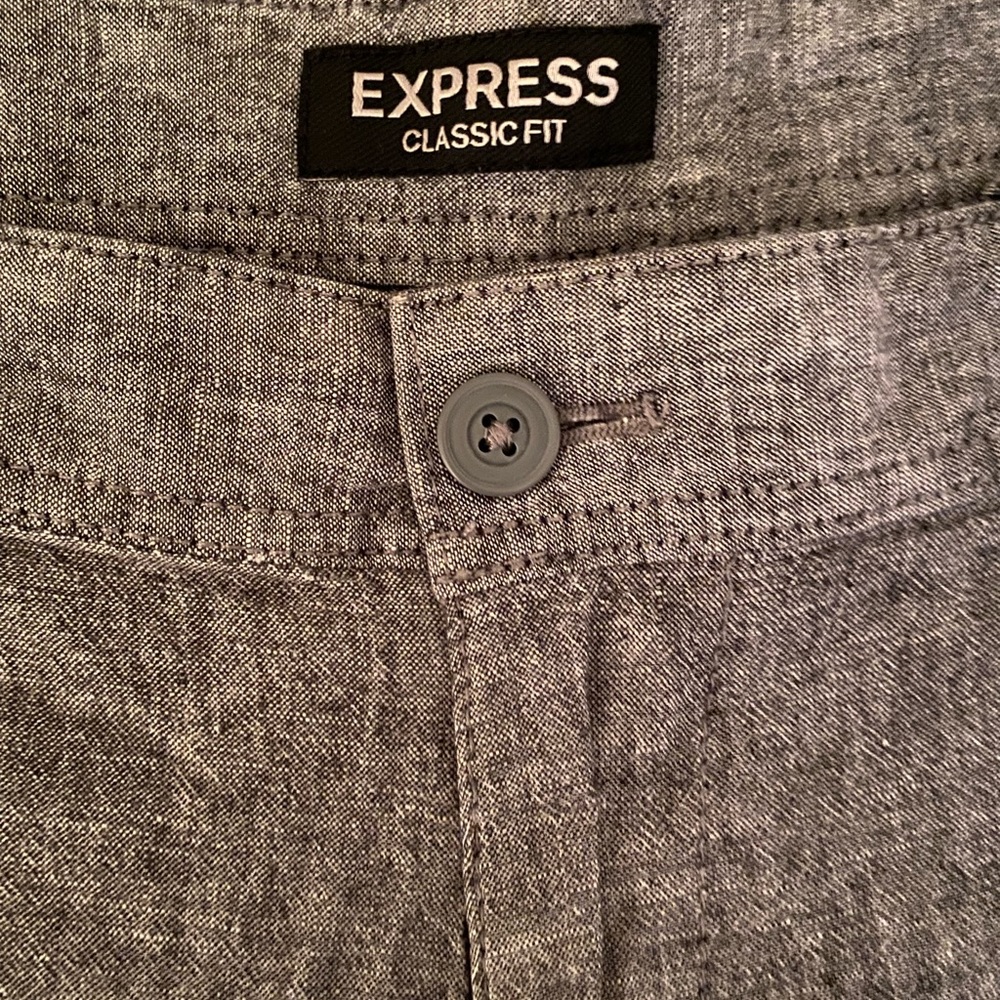 Express Shorts - Picture 2 of 7